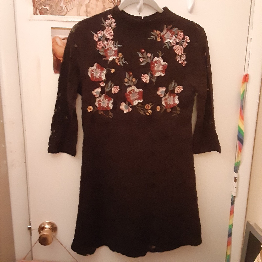 Altar'd State M Black Lace Colorful Floral Embroidery Defined Waist Cotton Dress